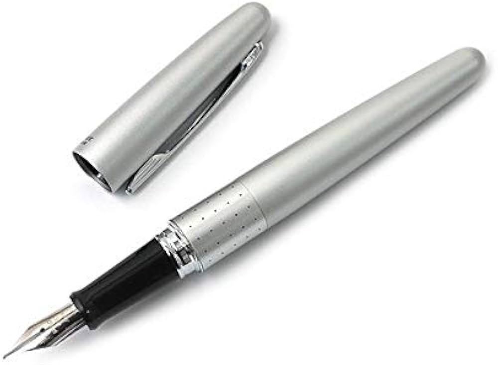 Pilot MR 01 Fountain Pen – Silver Dots
