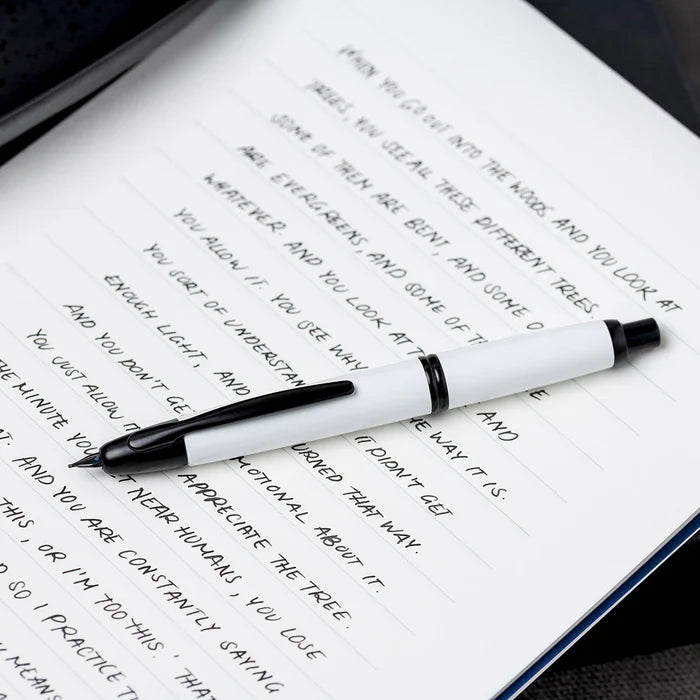 Pilot Capless Vanishing Point Fountain Pen – Matte White BT (18K Gold Nib)