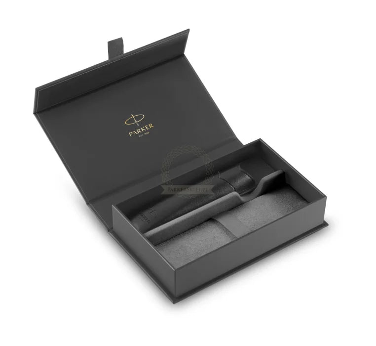 Parker Duofold Classic Black Rollerball Pen – Chrome Trim (CT)