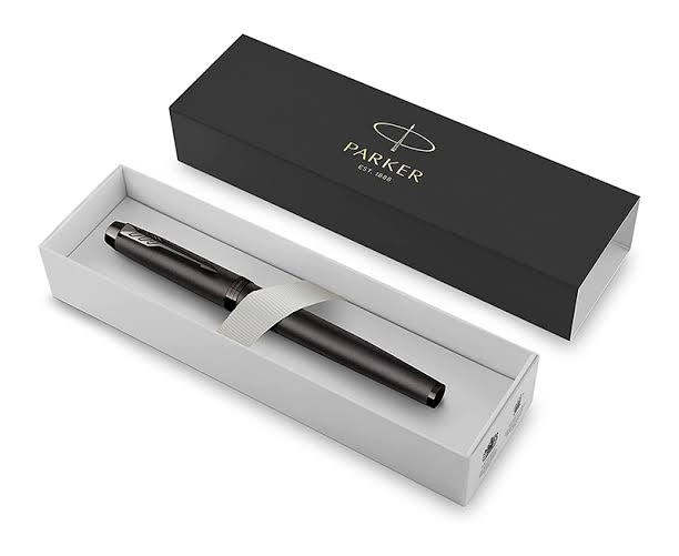 Parker IM Monochrome Titanium Fountain Pen – Matching Titanium Trim