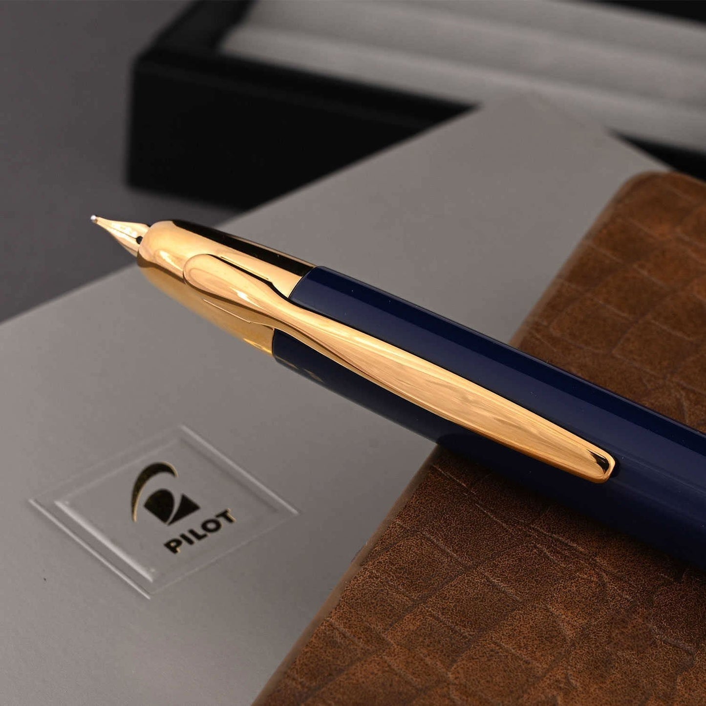 Pilot Capless Fountain Pen – Lacquer Blue GT