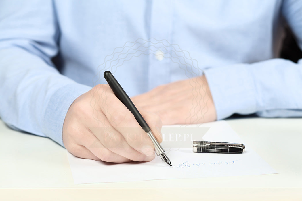 Parker Executive Collection Fountain Pen – Black Custom | Premium Gift Pen