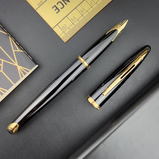 Waterman Carène Fountain Pen – Black Sea with Gold Trim (18K Gold Nib)