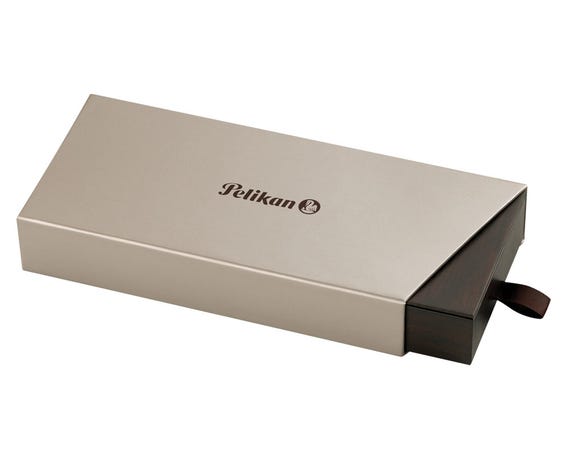 Pelikan Classic M200 Black-Gold Fountain Pen