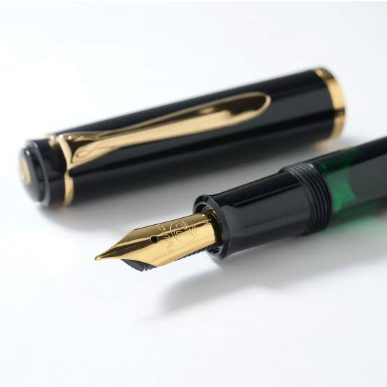 Pelikan Classic M200 Black-Gold Fountain Pen