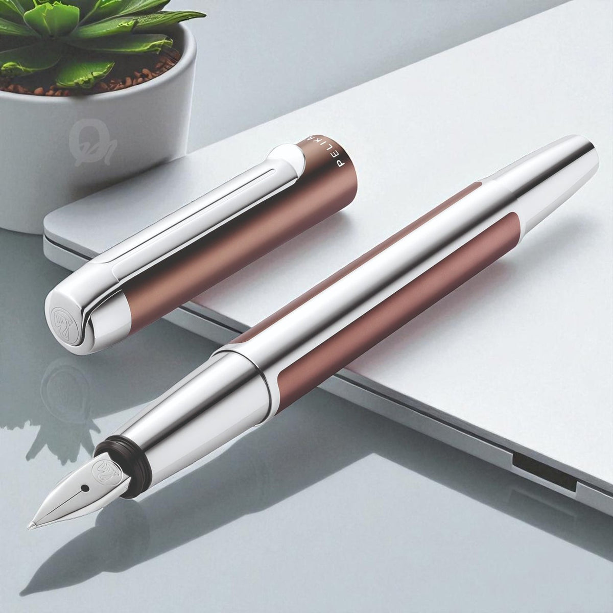 Pelikan Pura P40 Fountain Pen – Mocha