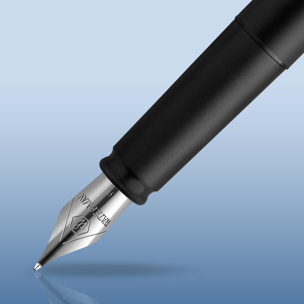 Waterman Allure Fountain Pen – Black Lacquer Fine Nib