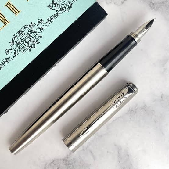 Parker Jotter Core Fountain Pen – Stainless Steel with Chrome Trim | Premium Fountain Pen