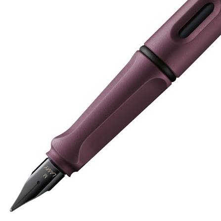 Lamy Safari Scarlet Fountain Pen – Medium Nib