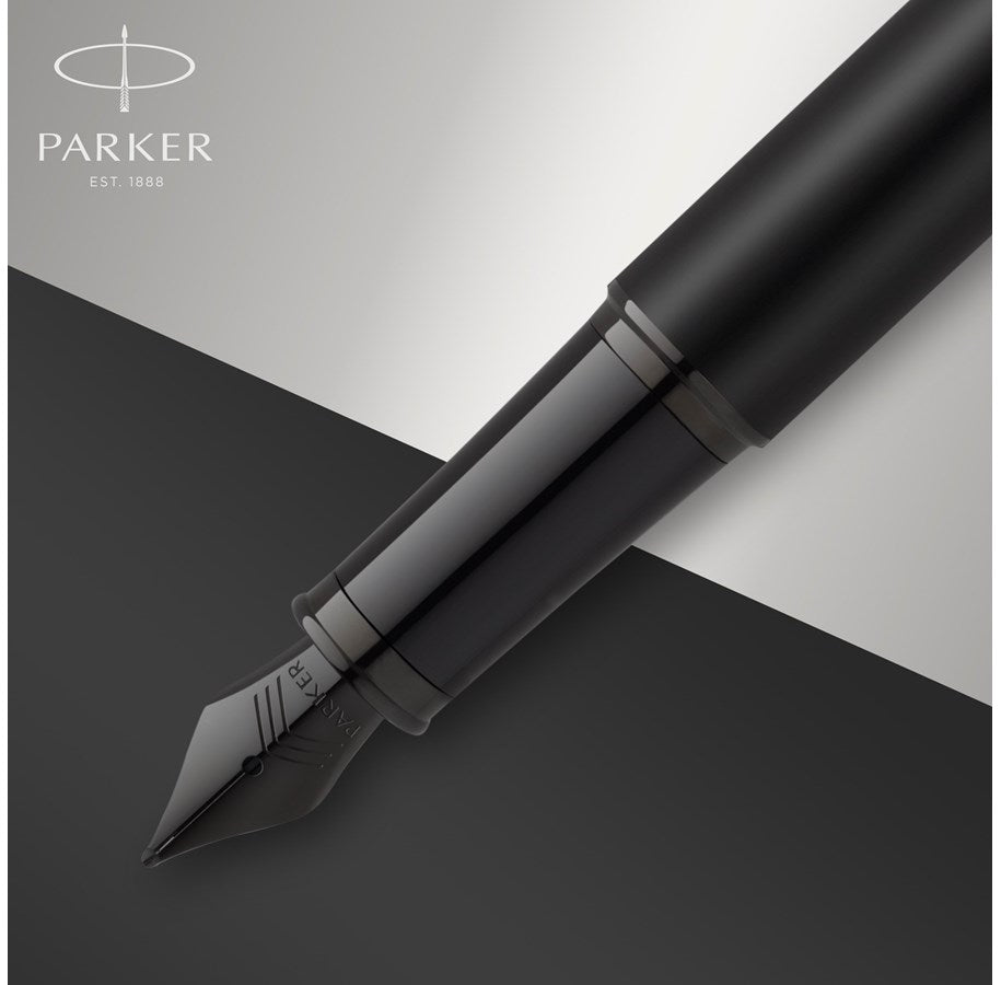 Parker IM Fountain Pen Matte Black – Medium Nib, Blue Ink & Gift Box