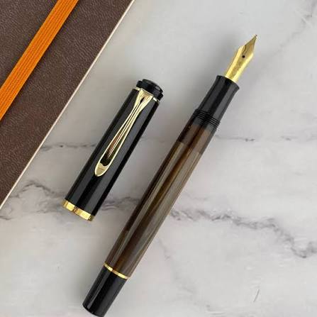 Pelikan Classic M-200 Brown-Marbled Fountain Pen